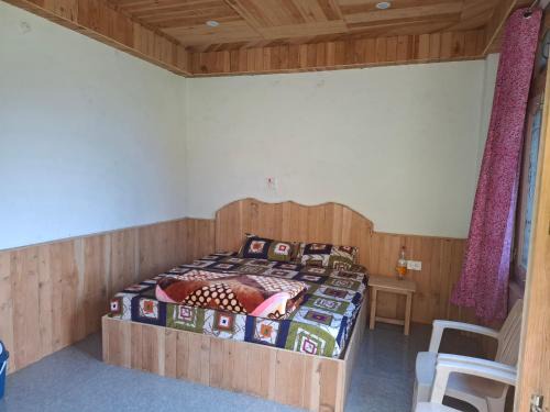 Ghiyagi House | Paras Homestay