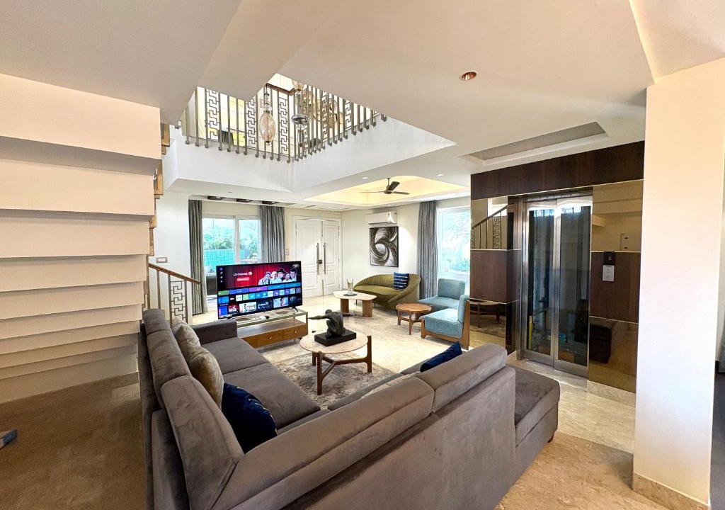 Arpora Villa | Parra 4BHK Villa with Private Pool & Scenic Views