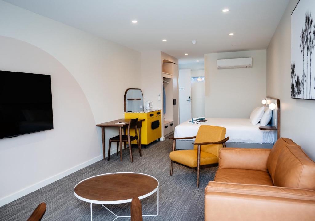 Taperoo Hotel | Peninsula Hotel Motel