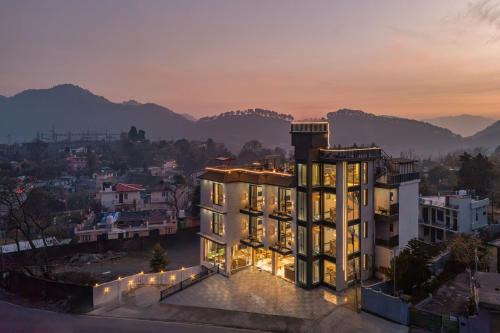 Bhagtpura Hotel | Perfectstayz Luxe kapilaz - Jacuzzi rooms
