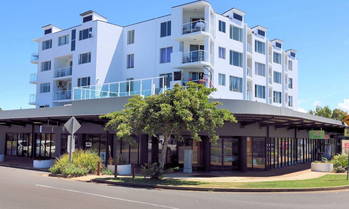 Bargara Apartment | Platinum Apartments - Unit 2