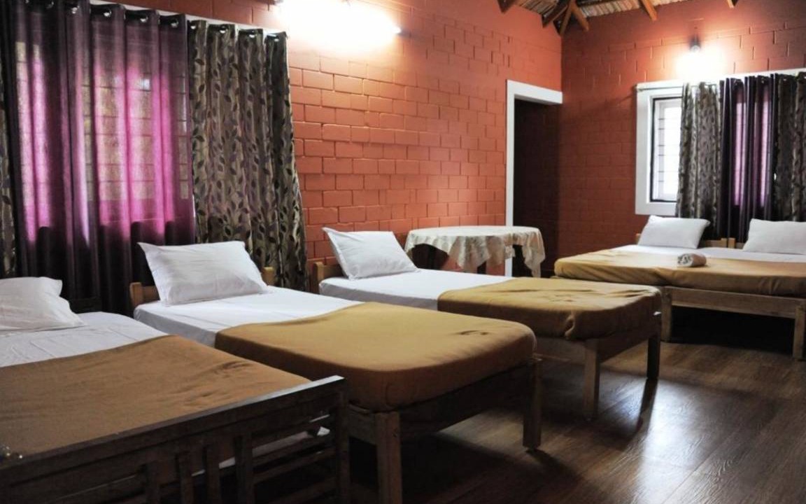 Hoskeri Resort | Private room ∙ 5 guests