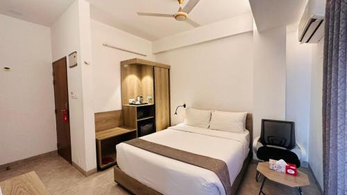 Dhaka Hotel | Priyo Nibash Stylish Residential Hotel