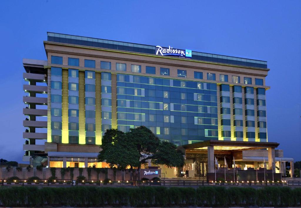 Durgapura Hotel | Radisson Blu Jaipur