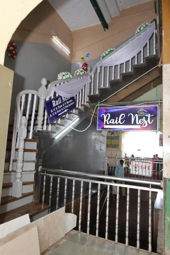 Kharagpur Hotel | RAIL NEST