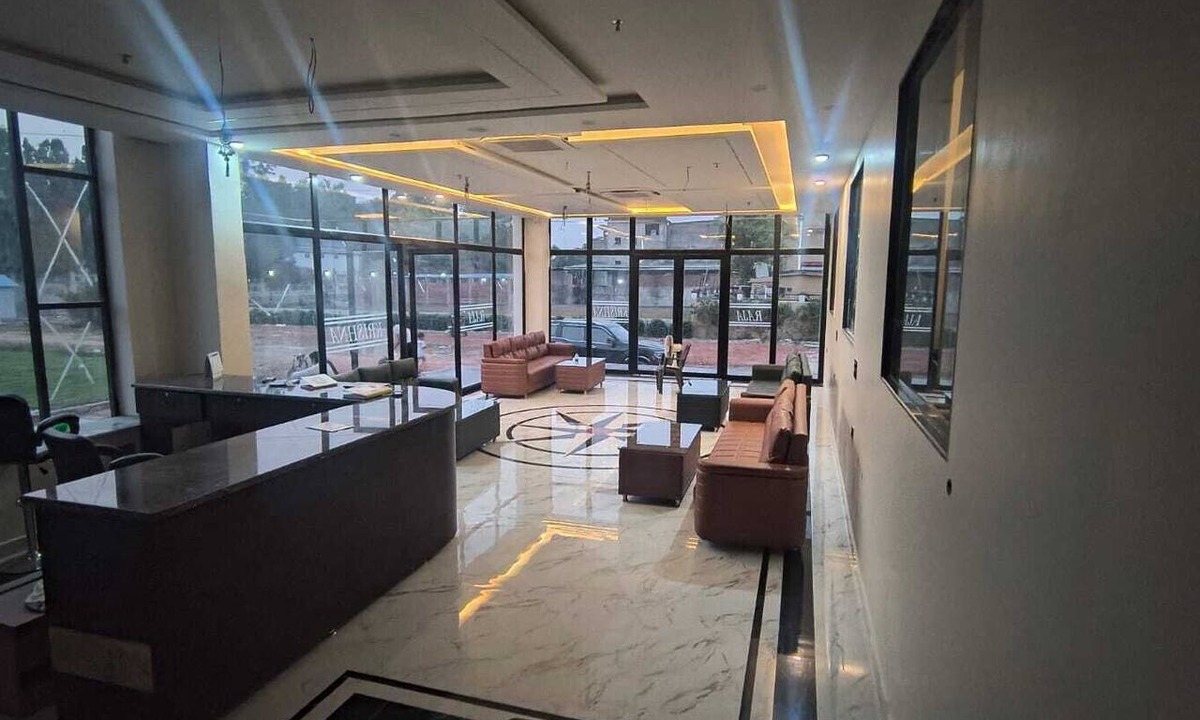 Kushinagar Hotel | Raja Krishna Mahal