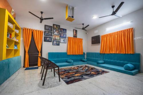 Ramapuram Hostel | Rayzen Stays & Backpackers Hostel
