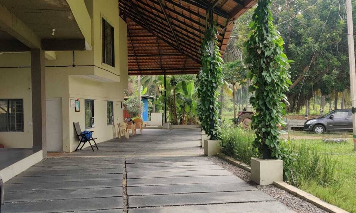 Madduru House | Reconnect with nature- escape to chakra farms amidst coconut grooven