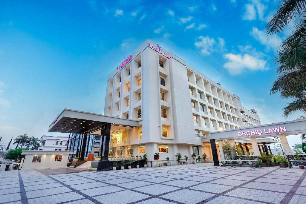 Dehradun Hotel | Regenta Dehradun by Royal Orchid Hotels Limited