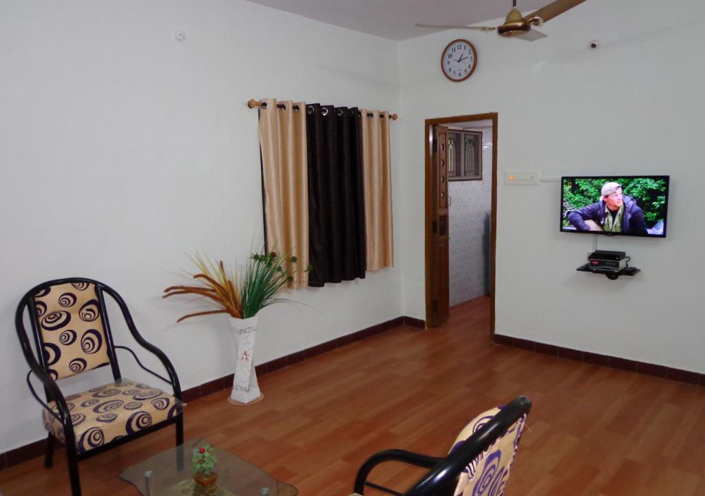 Porur Apartment | Remisha Home Stays (Executive Apartment) 1 BHK