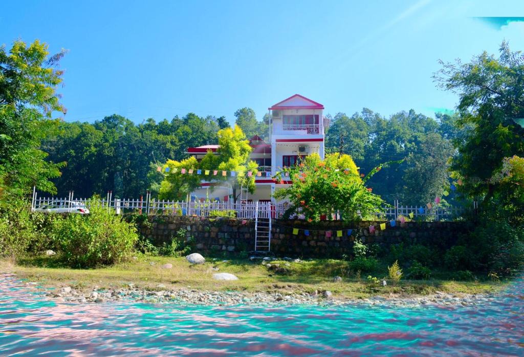 Bullawala Villa | River Stay - Homestay by Wanderlust Rural Tourism