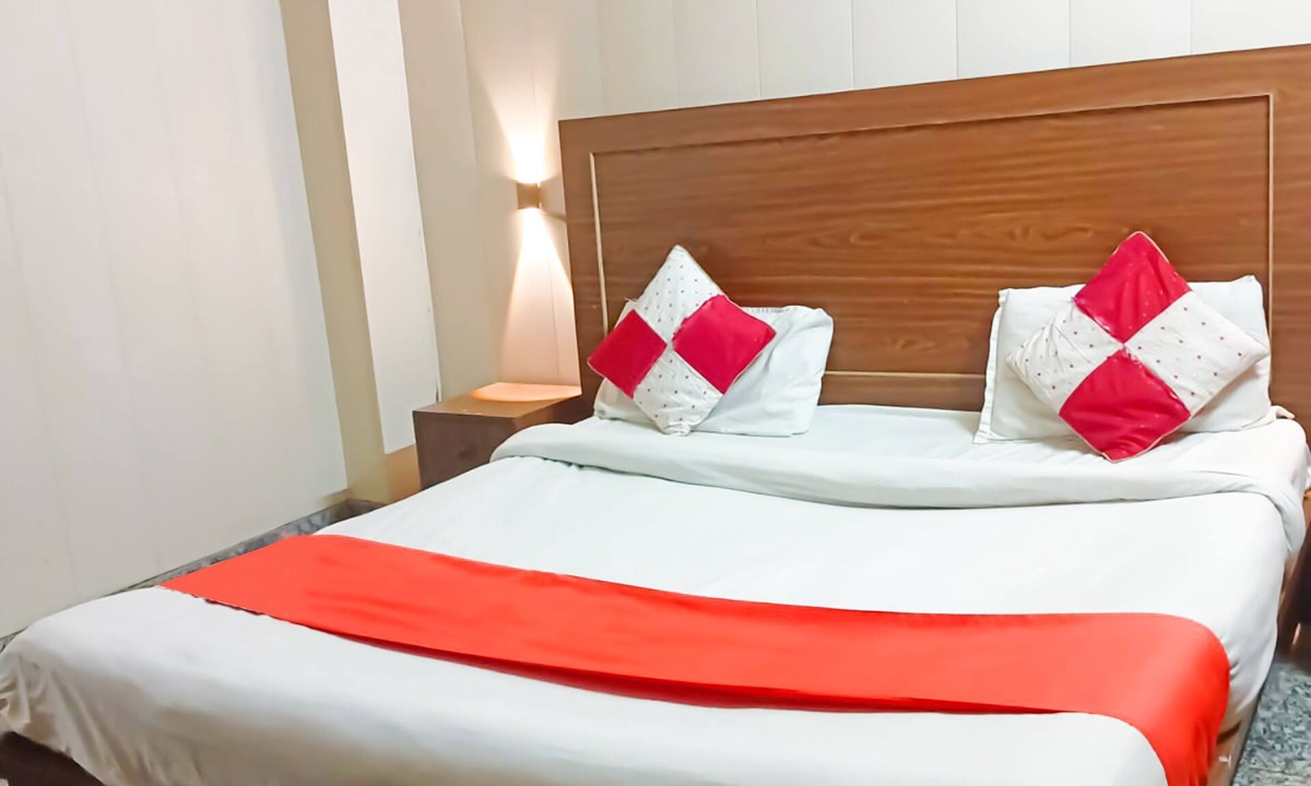 New Delhi Hotel | Roomshala 156 Hotel Mannat Inn