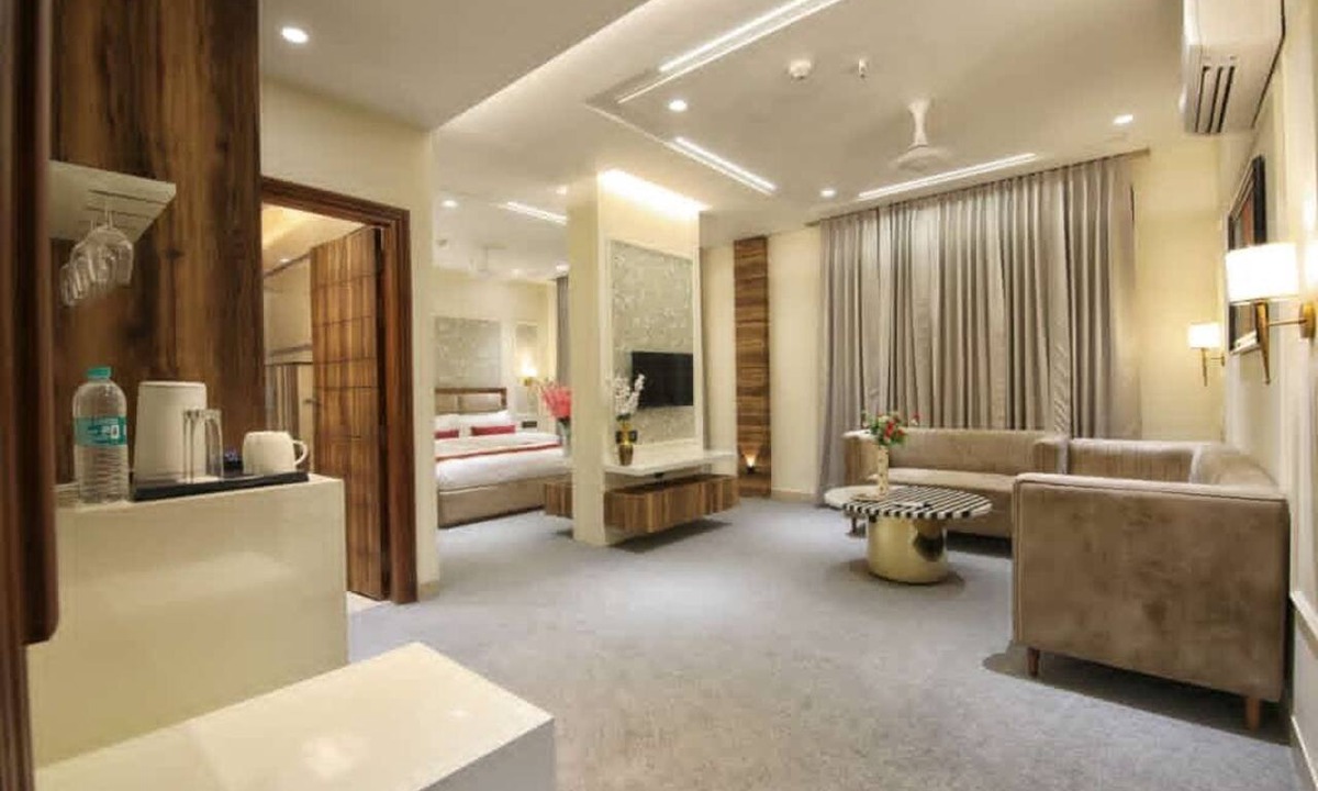 Meerut Hotel | Royal 9 Hotel And Banquet