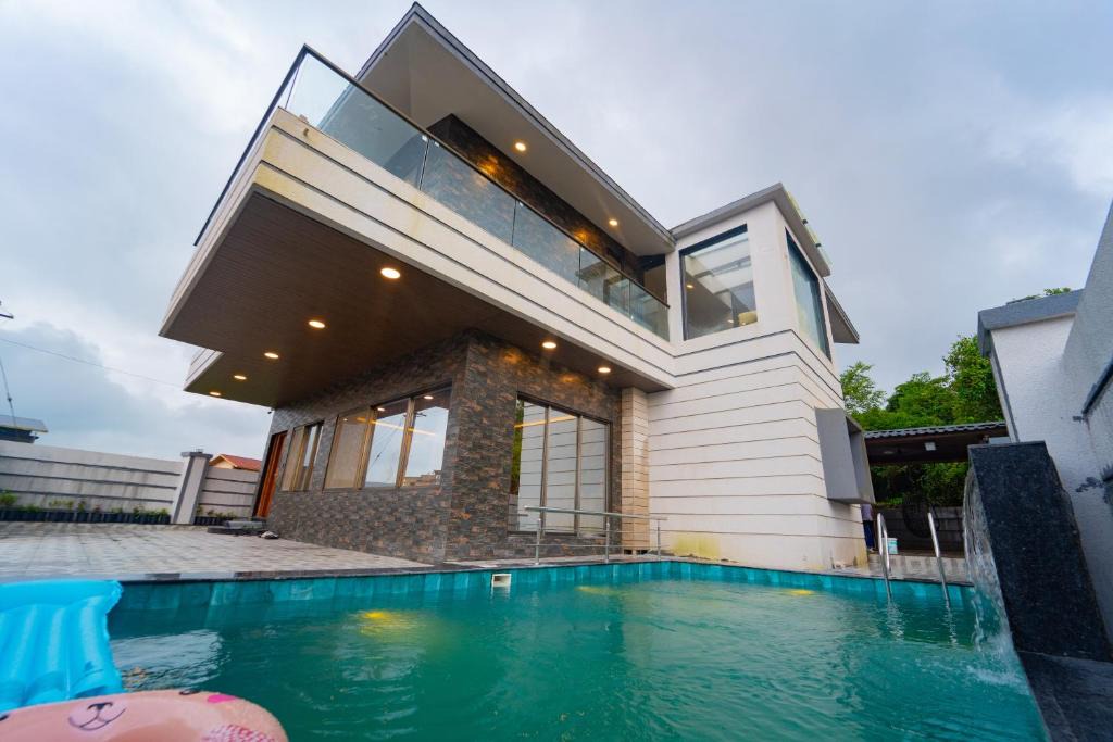 Lonavala Villa | Royal Cabana - 6 BHK Luxury Villa by Royal Villa