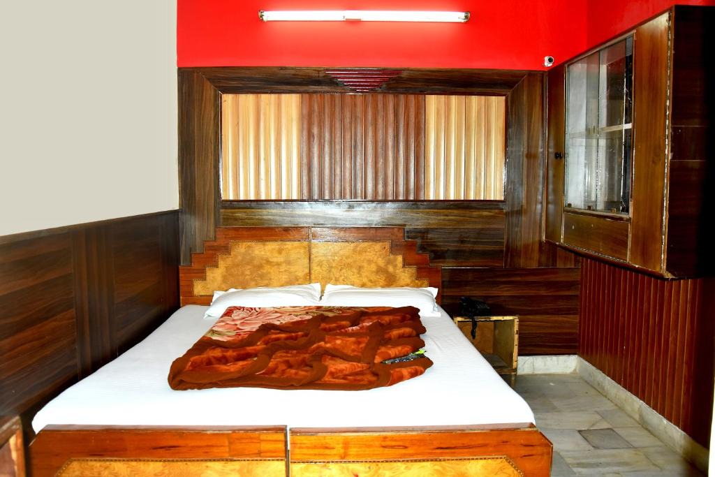 Paharganj House | S R PALACE