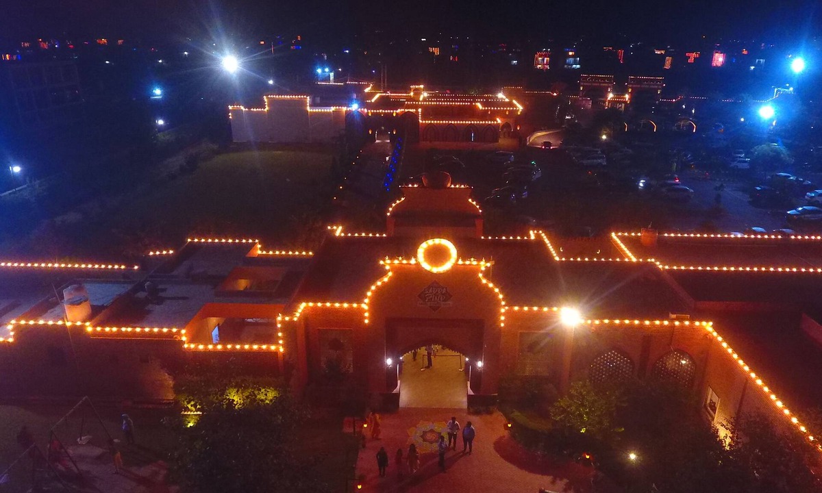 Amritsar Hotel | Sadda Pind