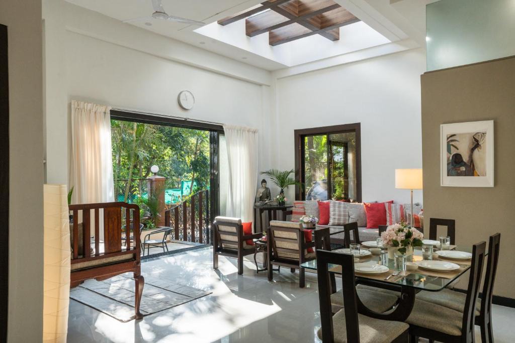 St.Stanislaus Villa Villa | SaffronStays Uno Crest, Lonavala - 4 BDR Artistically Decorated Villa Near Bhushi Dam