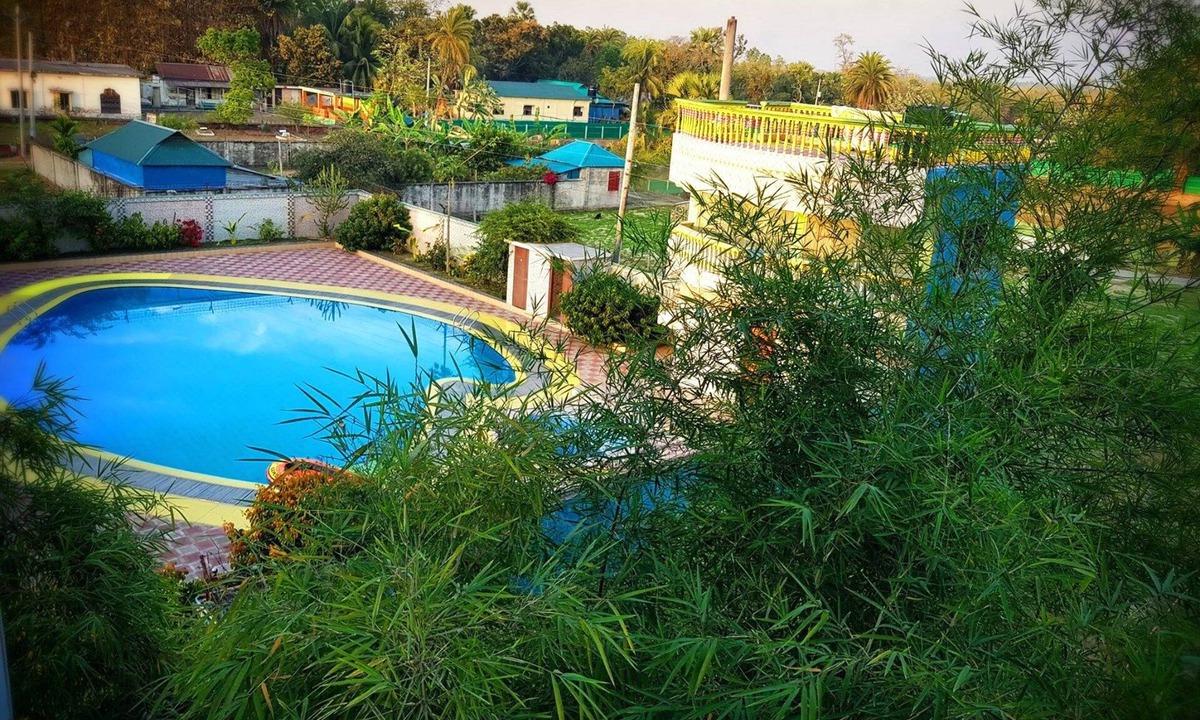 Pirozali Hotel | Saheb Bari Resort