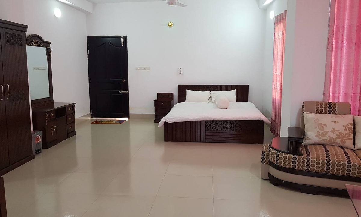 Pirozali Hotel | Saheb Bari Resort