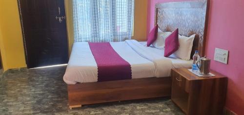 The Mall Road Hotel | Sai