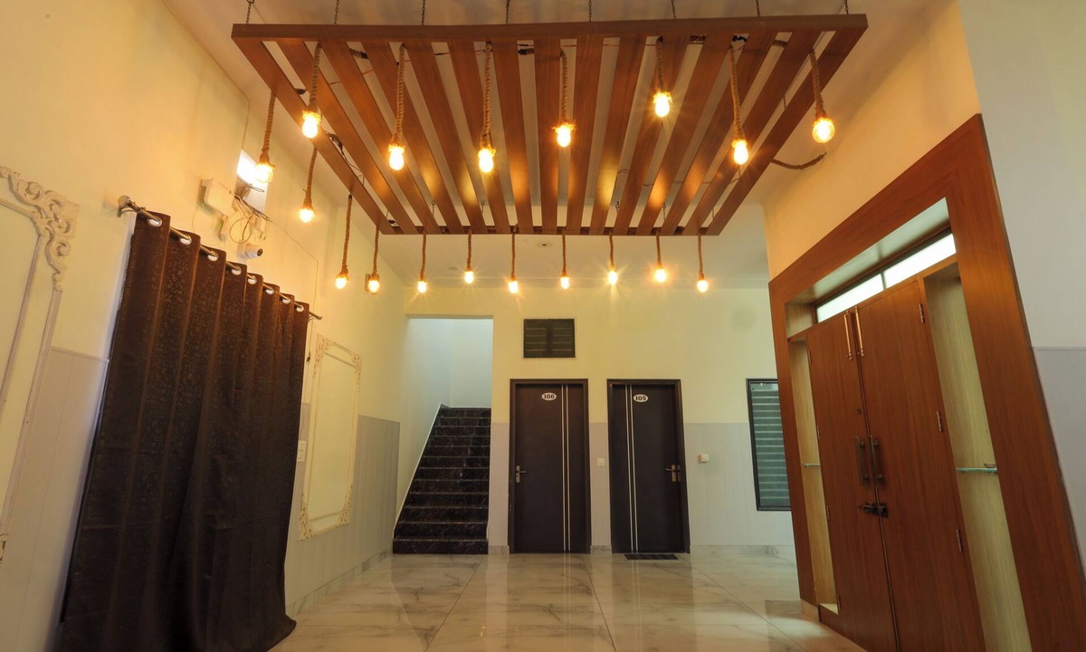 Narwana Hotel | Sapphire Hotel & Banquet
