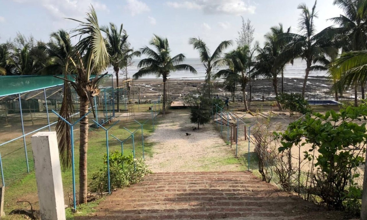 Murud Hotel | Sea Breeze Beach Resort