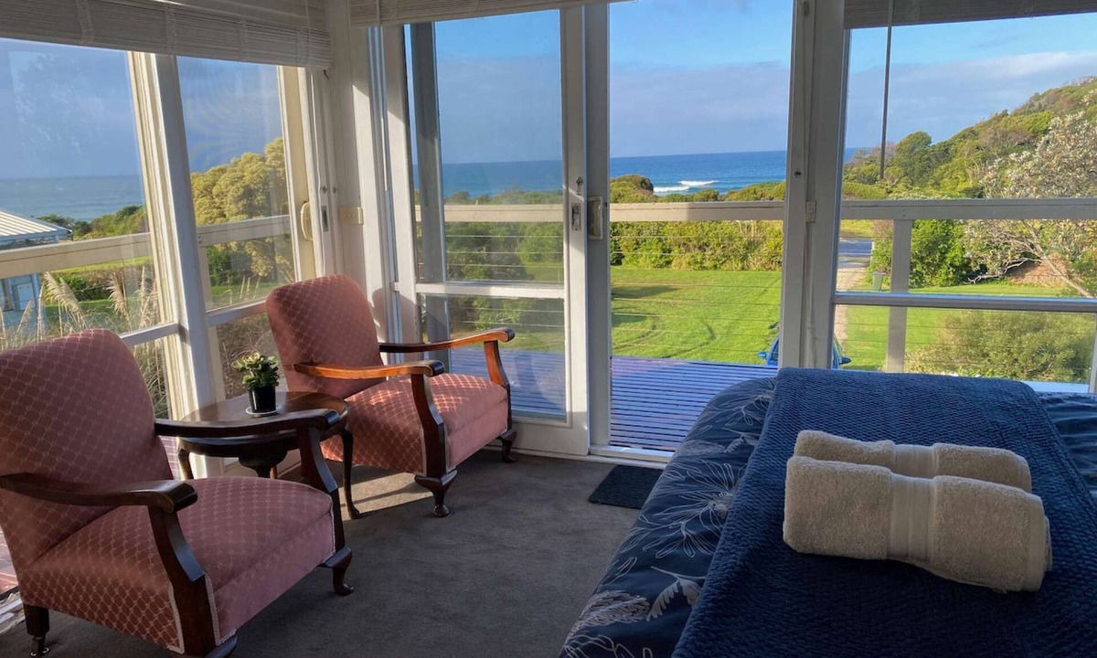 Sugarloaf House | Self-Contained Double Storey Beach House Across the Road from the Beach with Incredible Ocean Views.