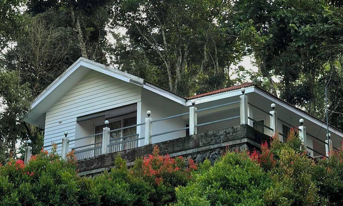 Kuttikkanam House | Serene Vista -bedroom house in delightful Peerumade perfect for relaxing