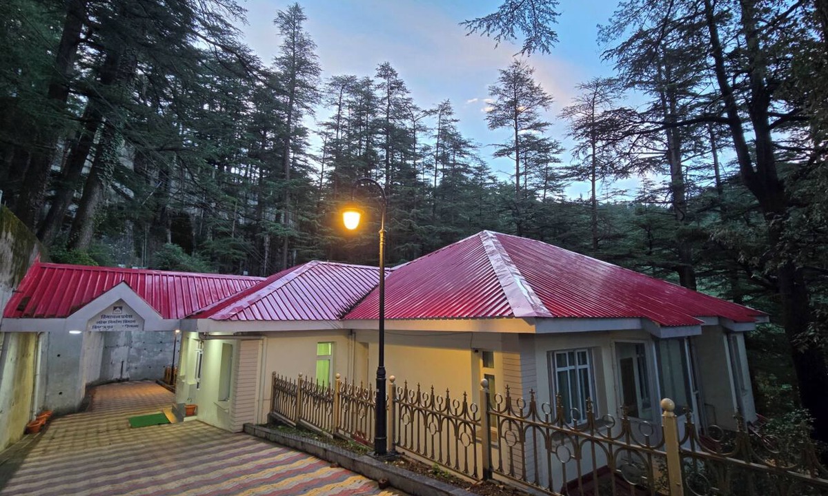 Chhota Shimla Hotel | Shimla PineCrest Retreate