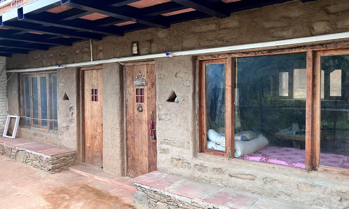 Tehri Villa | Shoonya Home Stay - Devalsari Deodar Forest Range - 60min from Mussoorien