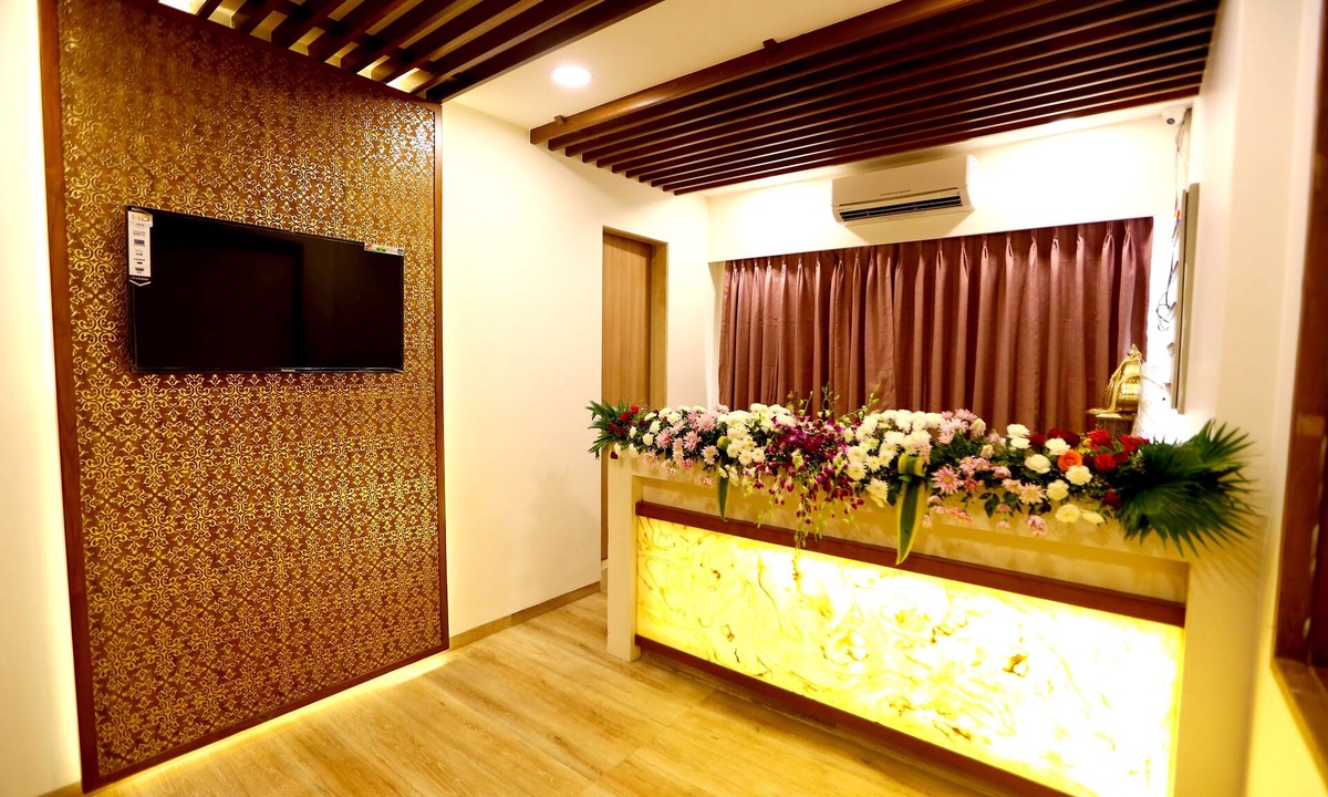 Thane West Hotel | Silverador Boutique Hotel
