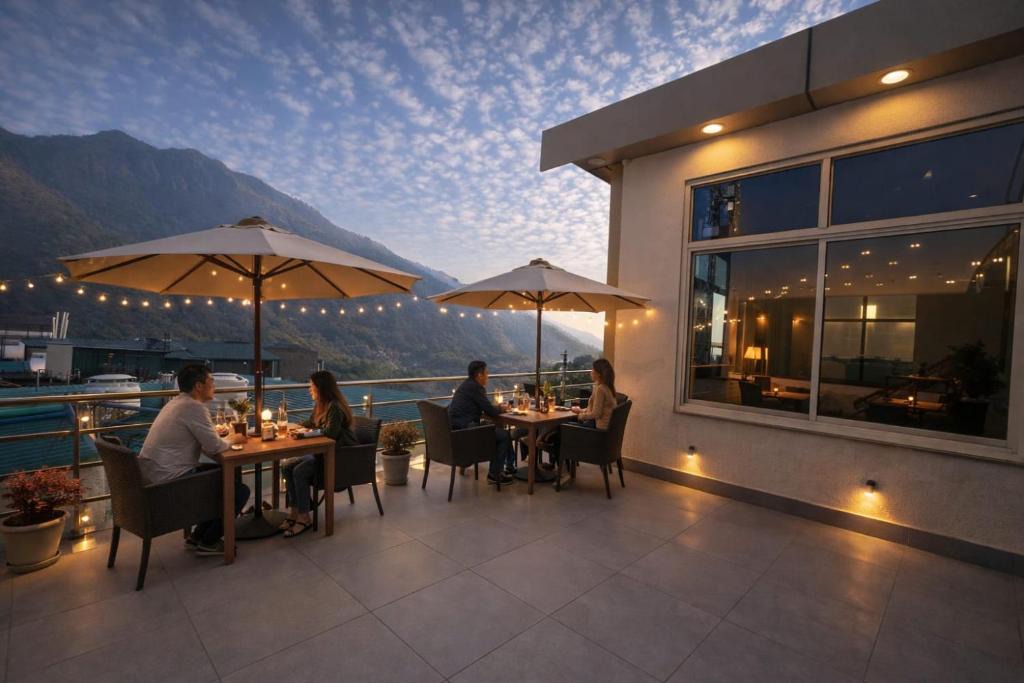 Tapovan Hotel | Sitara Premium Dhakad Gold, Near Lakshman Jhula, Tapovan
