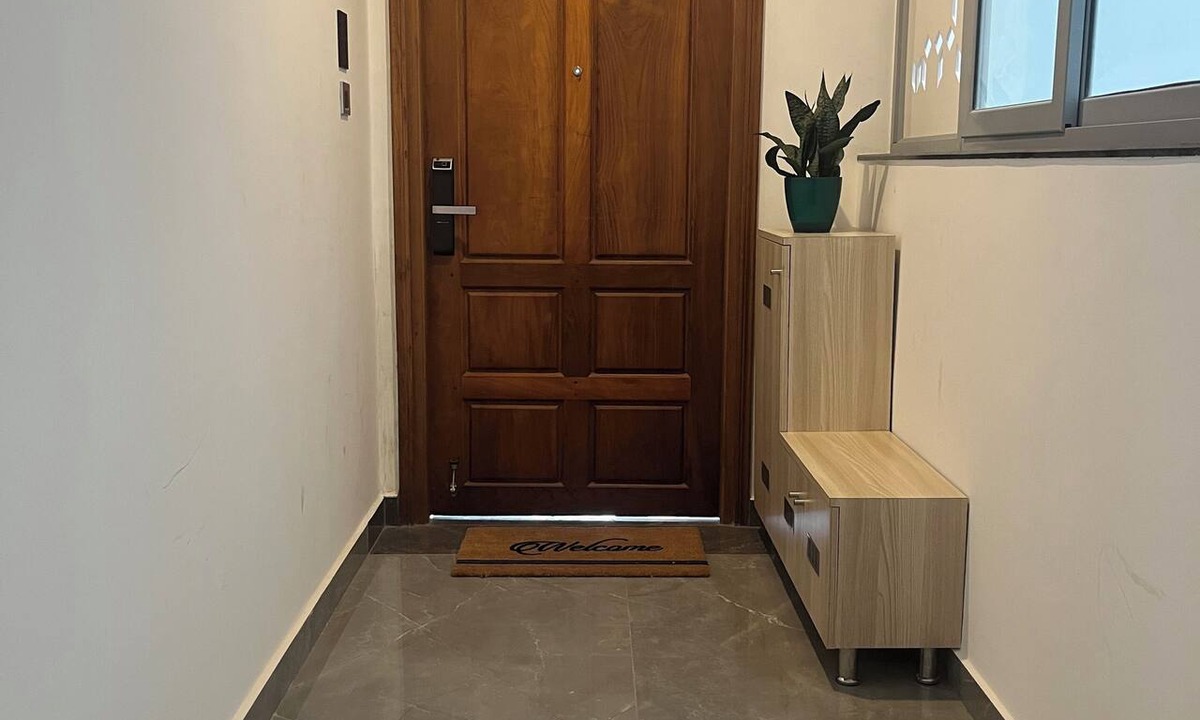 Thiruvananthapuram Apartment | Spacious 3-bedroom apartment in peaceful Thiruvananthapuram with AC
