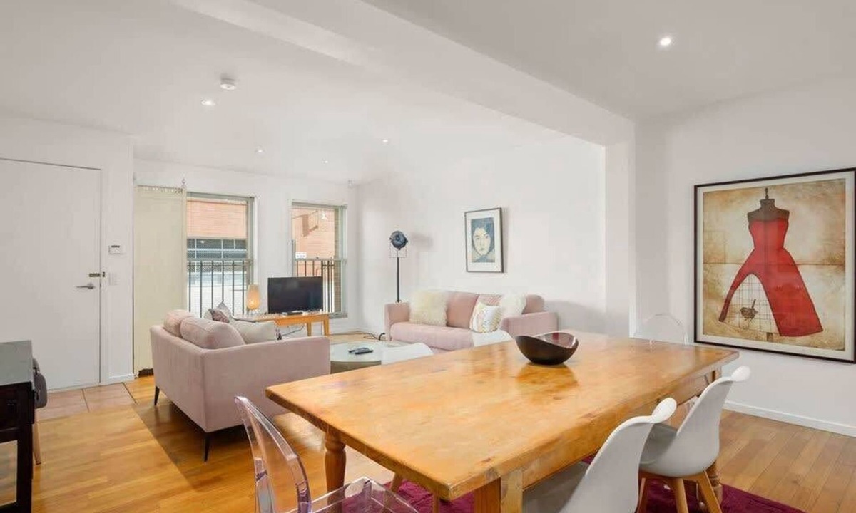 Sullivan's Cove Apartment | Spacious Modern Terrace in the Heart of Hobart CBD