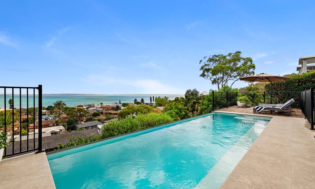 Corlette House | Spacious, Stylish home with panoramic waterviews