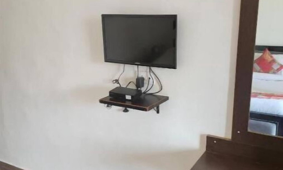 Bhimtal Apartment | Standard Double Room A