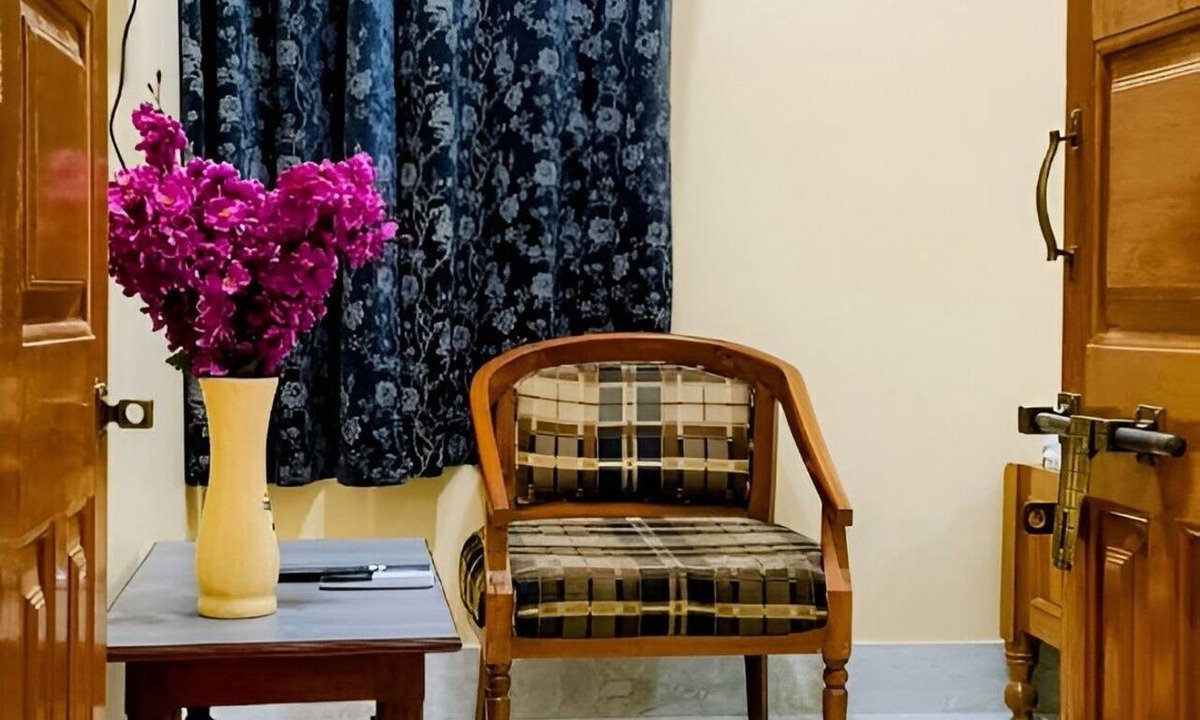 Varanasi Bed & Breakfast | Stay near Kashi Vishwanath Temple