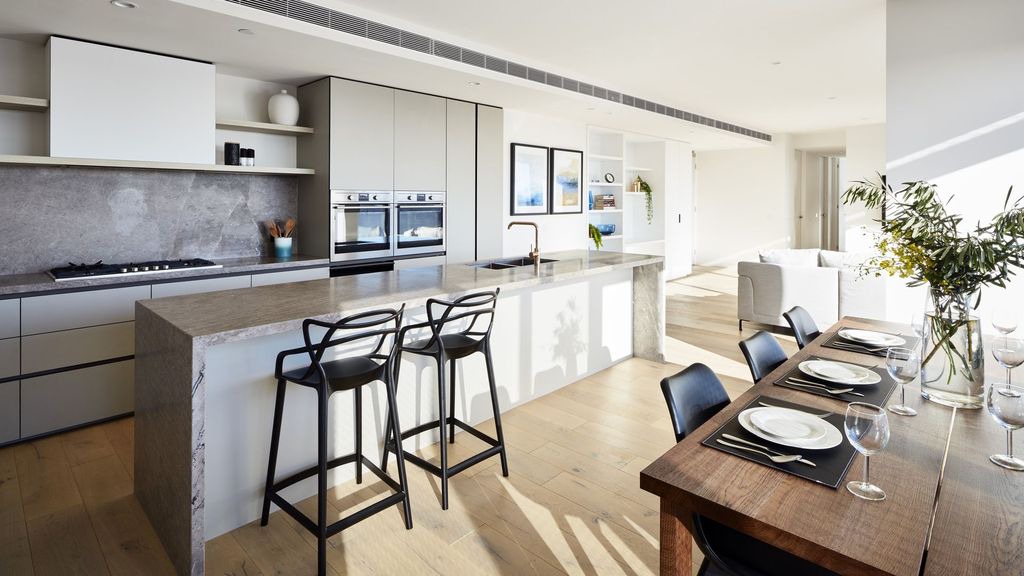Essendon Apartment | StayCentral Essendon 3Bd 3Ba 3Cars nr Moonee Ponds
