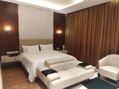 Bengaluru Apartment | Studio Apartment at Leela Residencies.