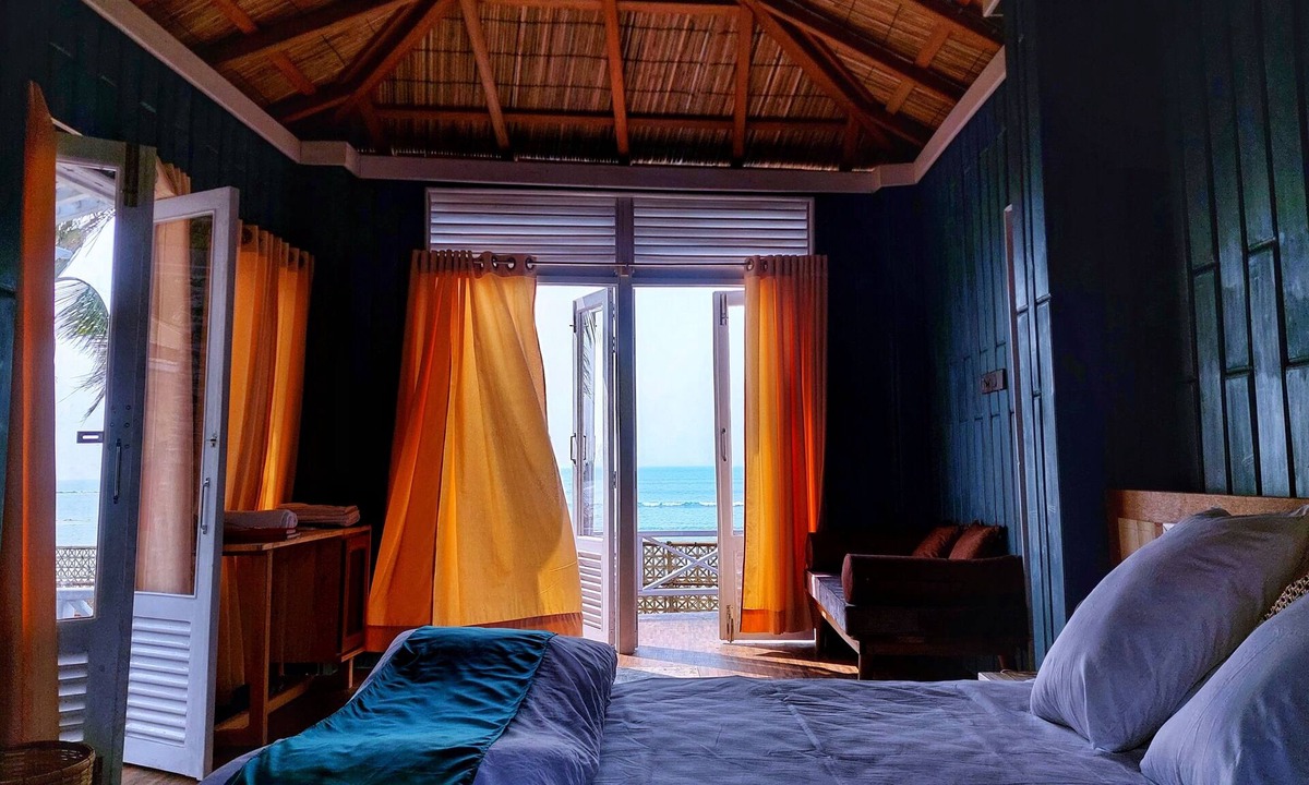 Saint Martin's Island Hotel | Sun & Sand Twin Beach