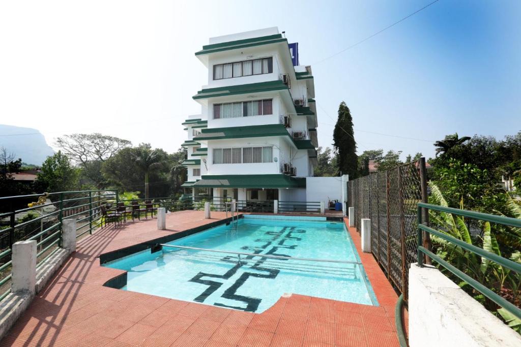 Khandala Hotel | Sunrise Hill Resort