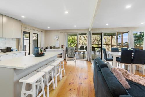 Macs Cove House | Sunset Cove