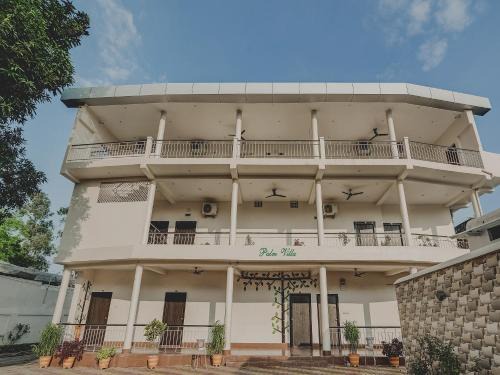 Dhanbad Hotel | Super Capital O Gulmohar Marriage Garden