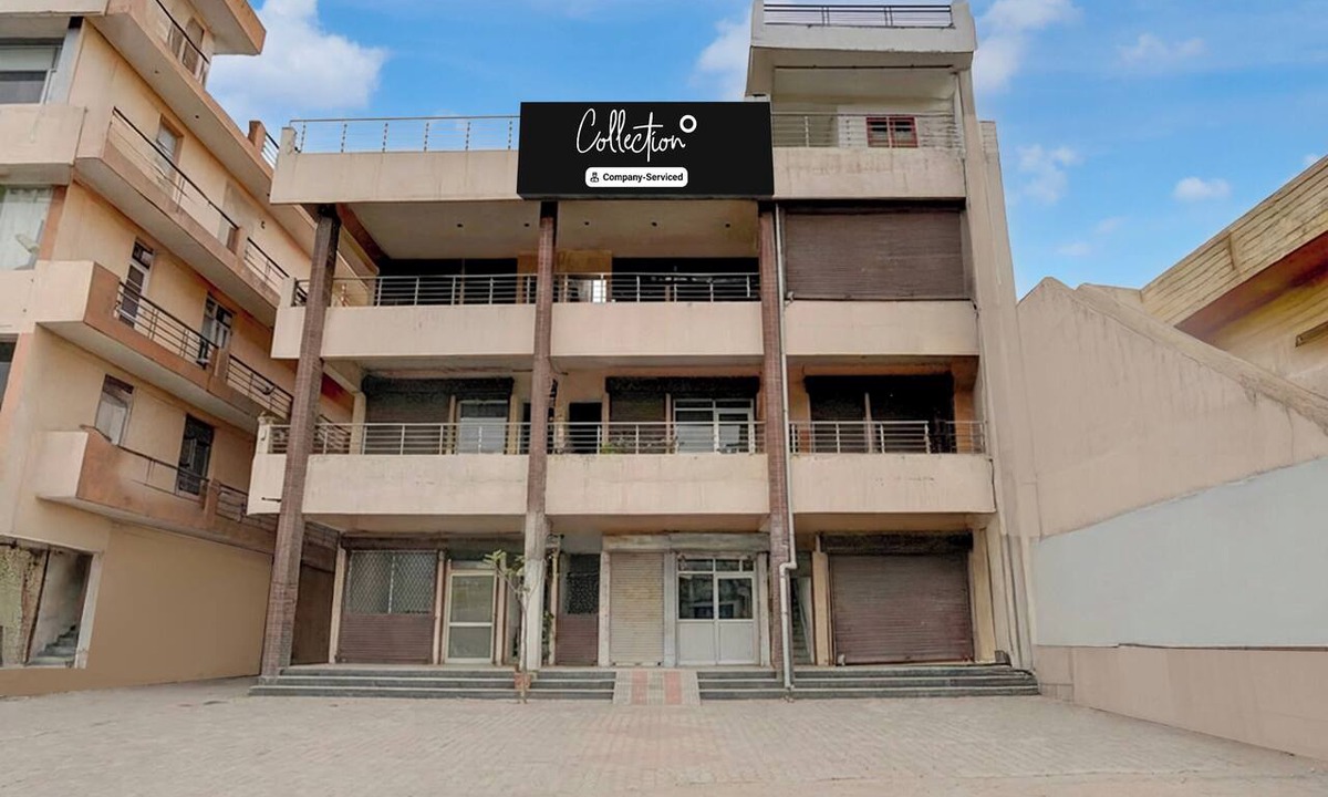 Kharar Hotel | Super Collection O by OYO Nayagaon Vikas