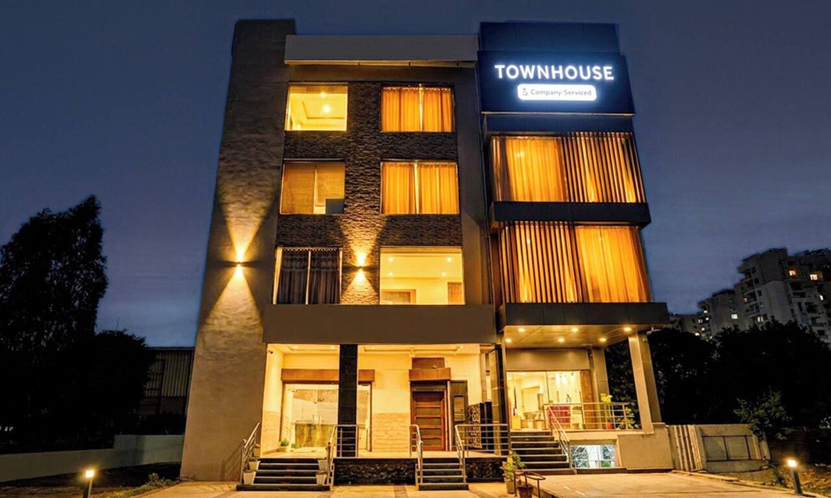 Zirakpur Hotel | Super Townhouse by Cosmo Mall Zirakpur