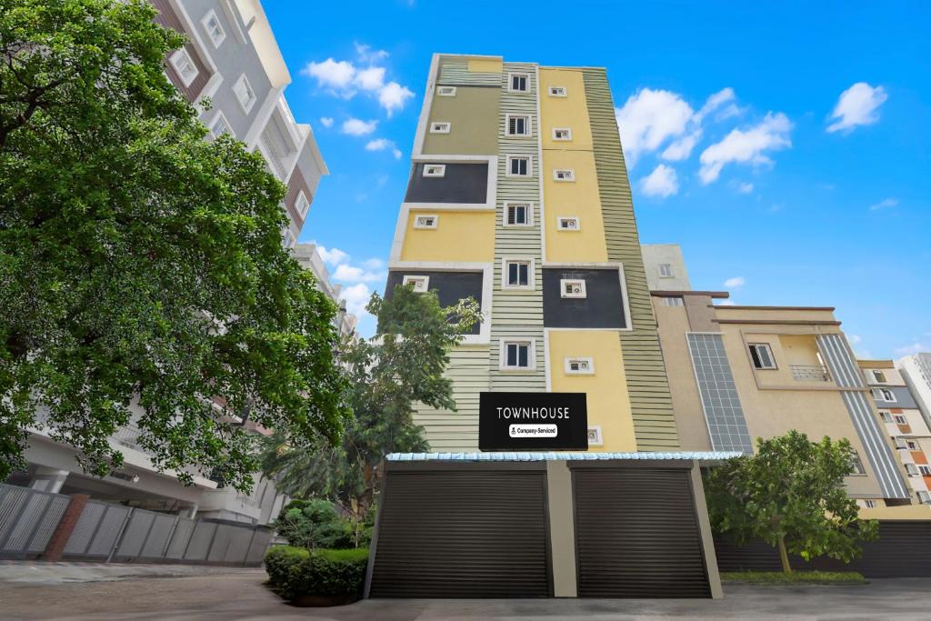 Madhapur Hotel | Super Townhouse Hitech City Madhapur