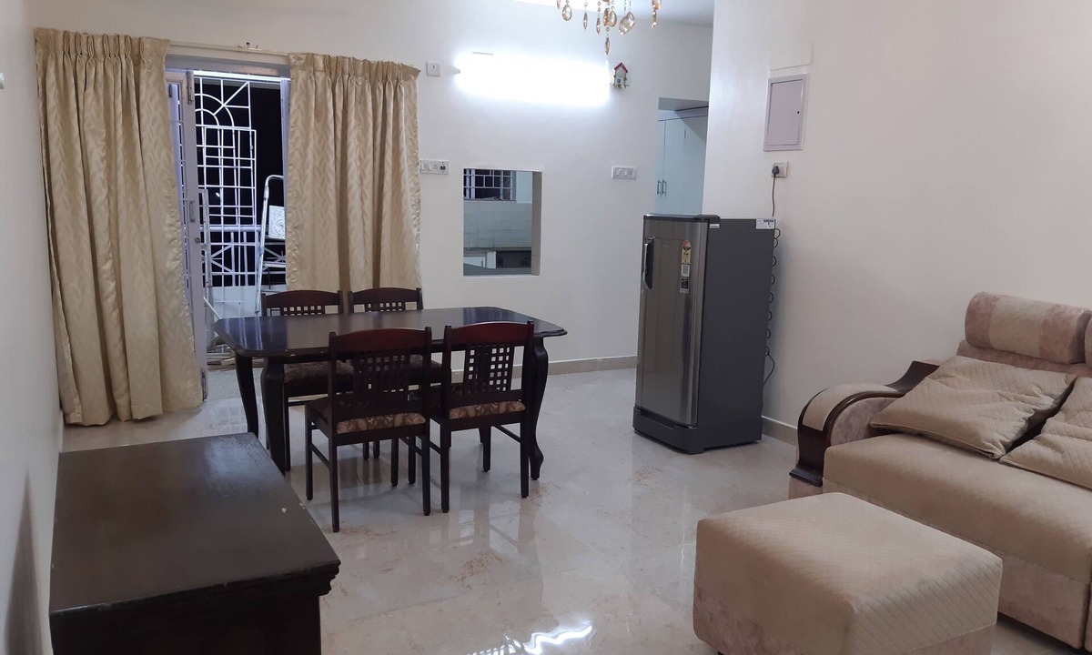 Sadras Apartment | Superb flat in heart of Chennai shopping district