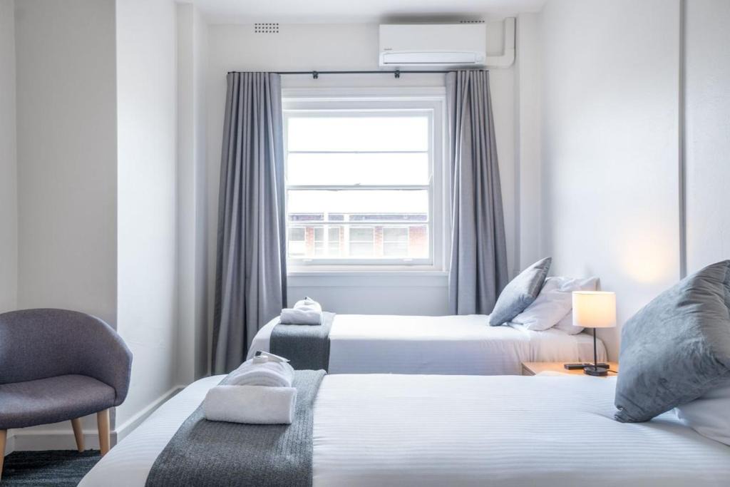 Hamilton Hotel | Sydney Junction Hotel