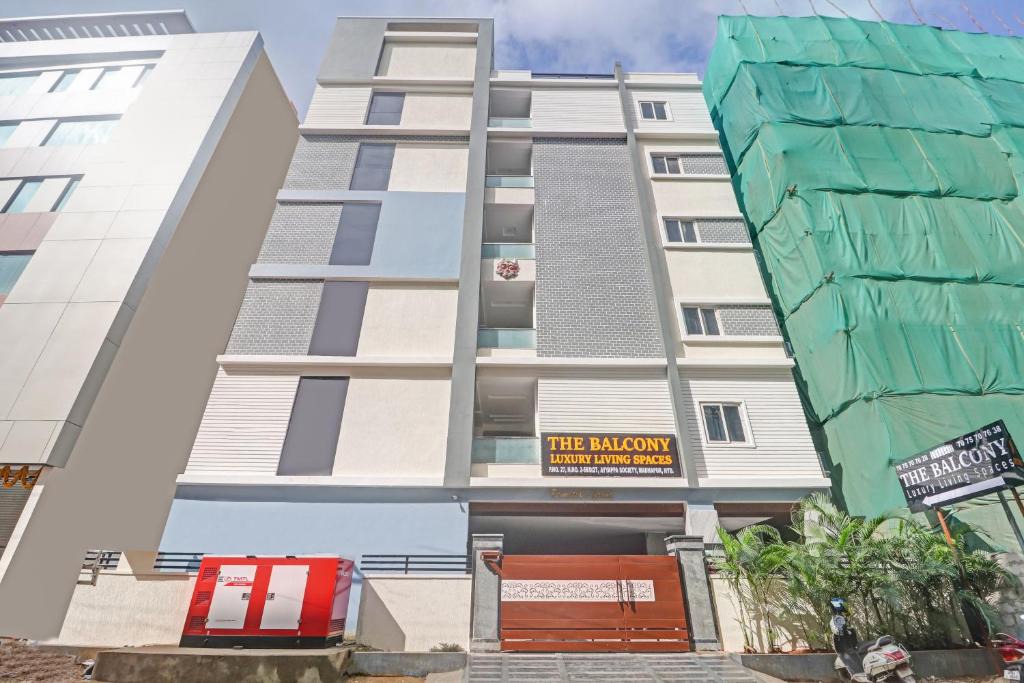 Madhapur Hotel | The Balcony Hotel