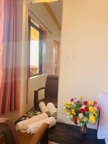 Mahabaleshwar Hotel | The Blue Haven